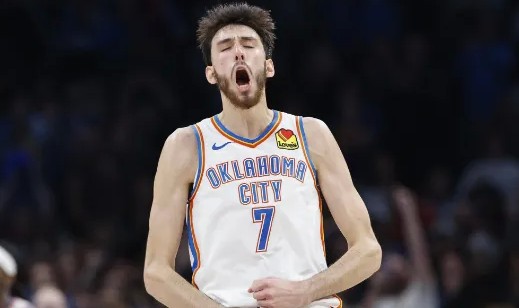 Kaiyun网页版-雷记：切特能排进DPOY评选的前两名，他今日是统治级别的